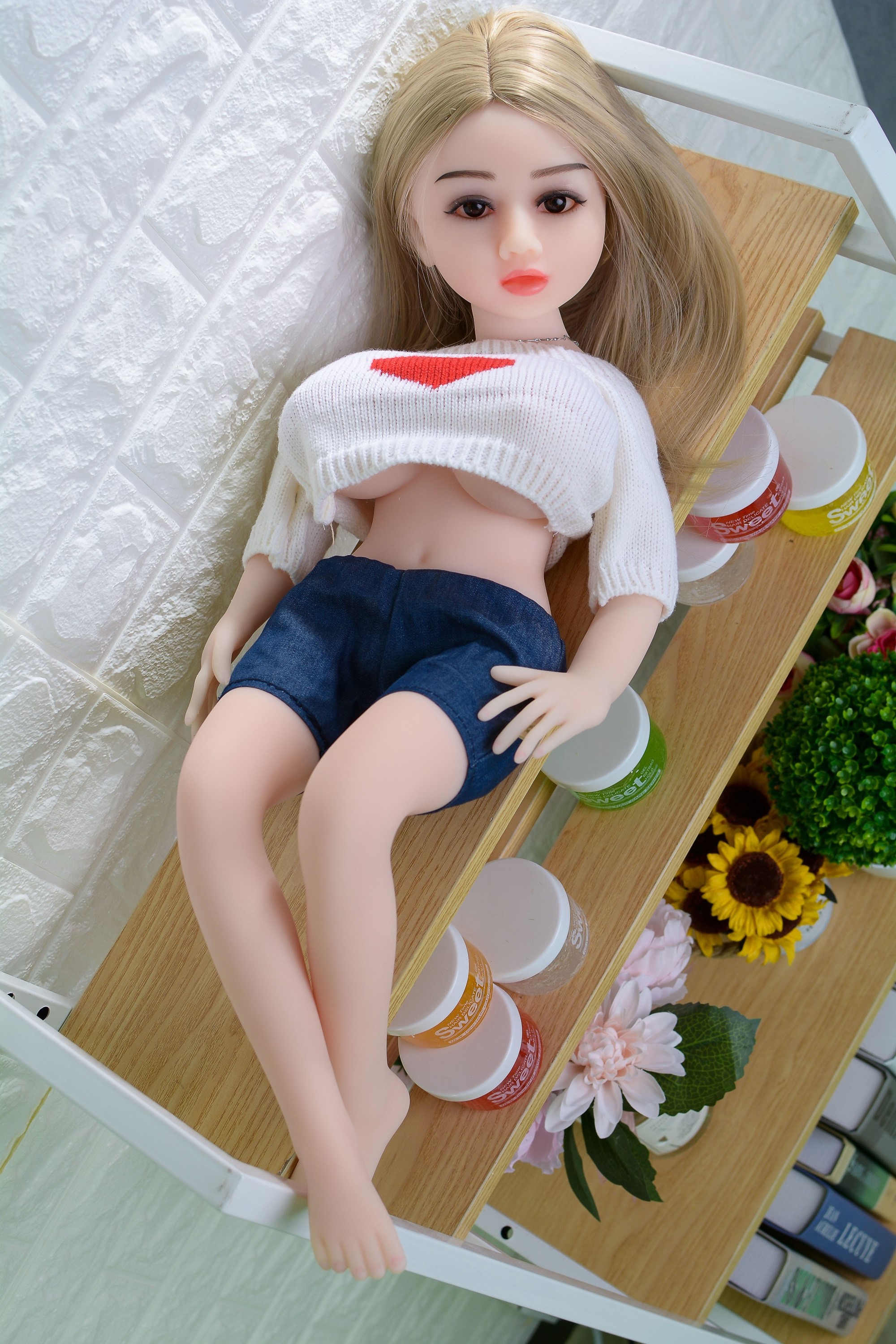 blonde mini sex doll